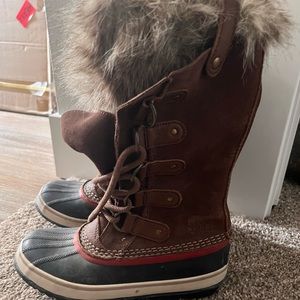 Womens Sorel Snow Boot size 6.5